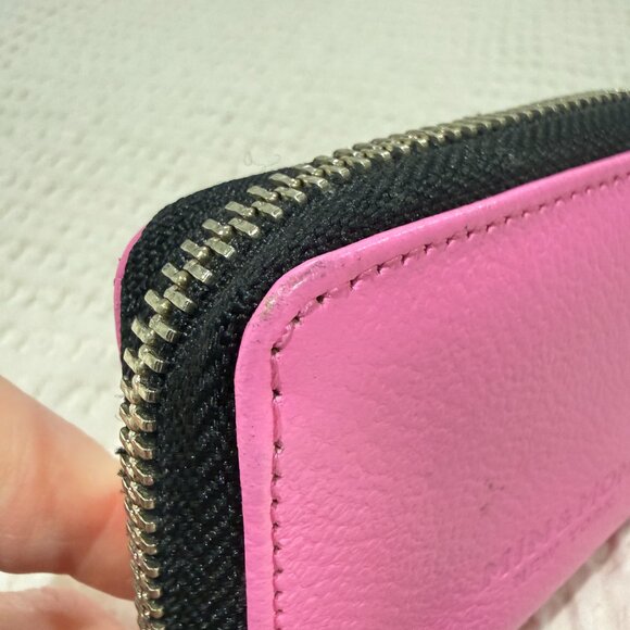 Min & Mon Frodo Wallet Eyes Pink Zip Around Wallet - Picture 8 of 16